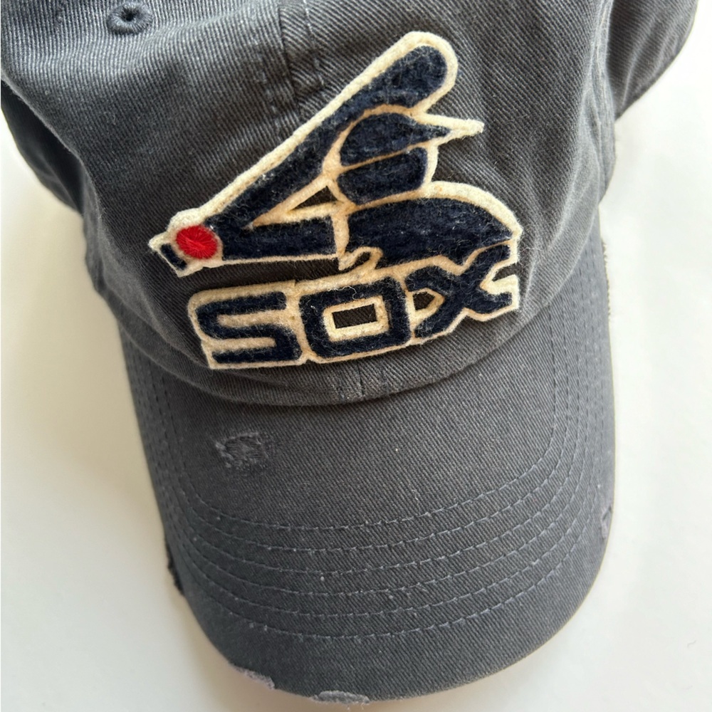 Vintage MLB Chicago White Sox Baseball Cap - Picture 2 of 5